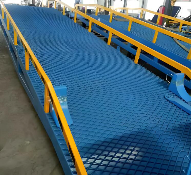 公主岭移动式液压登车桥